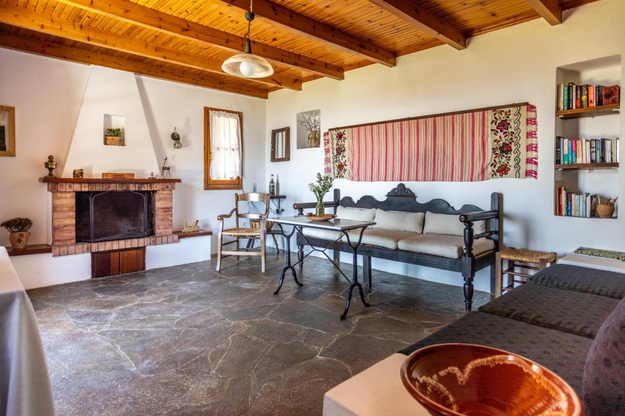 Manolis' House Villa Agia Paraskevi  Luaran gambar